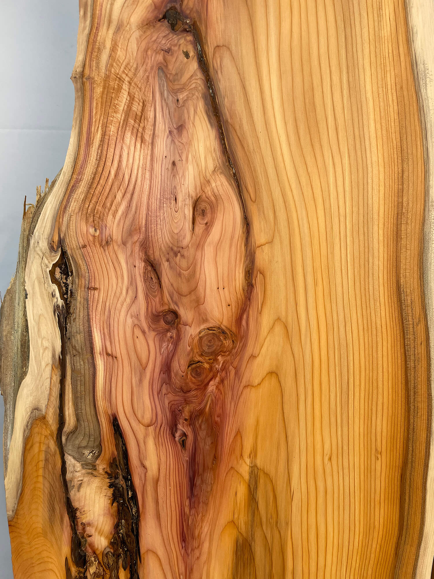 Yew - Waney Edge Board